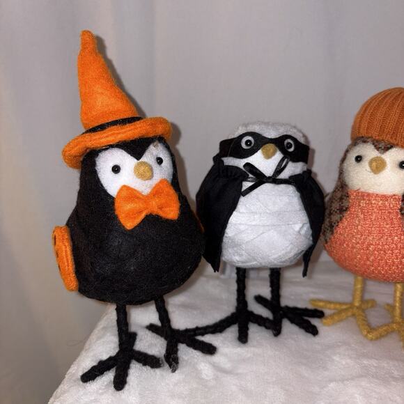 Target Hyde & EEK! 2016 Featherly Friends Halloween Birds (4) Rare Collection - Picture 2 of 12